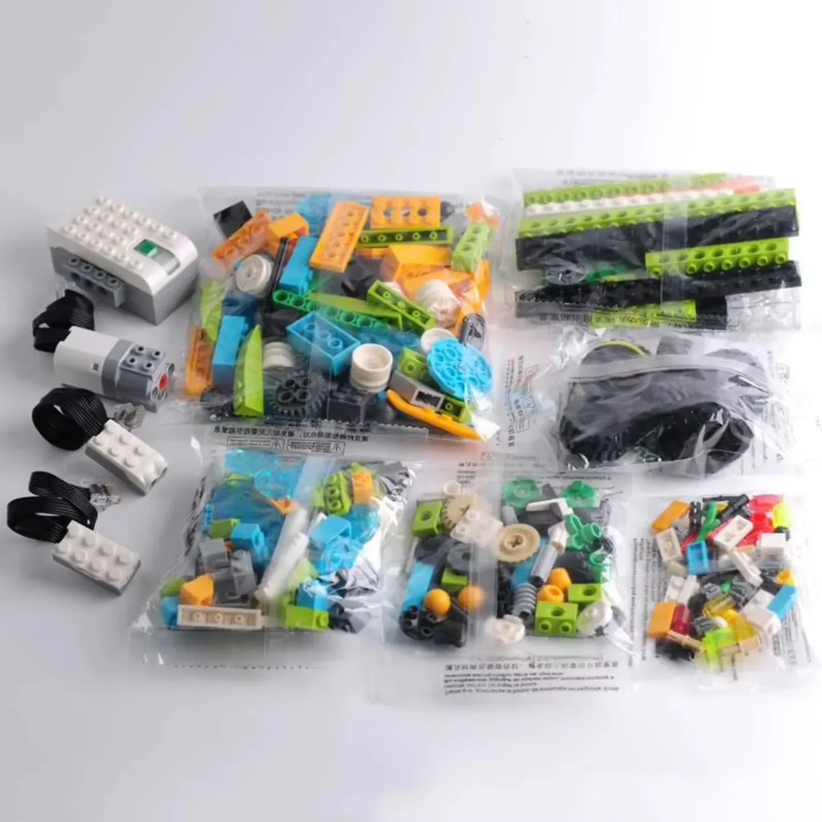 STEM We-do2.0 45300 Core Progr – обзор и цена Diy Electronics For Kids
